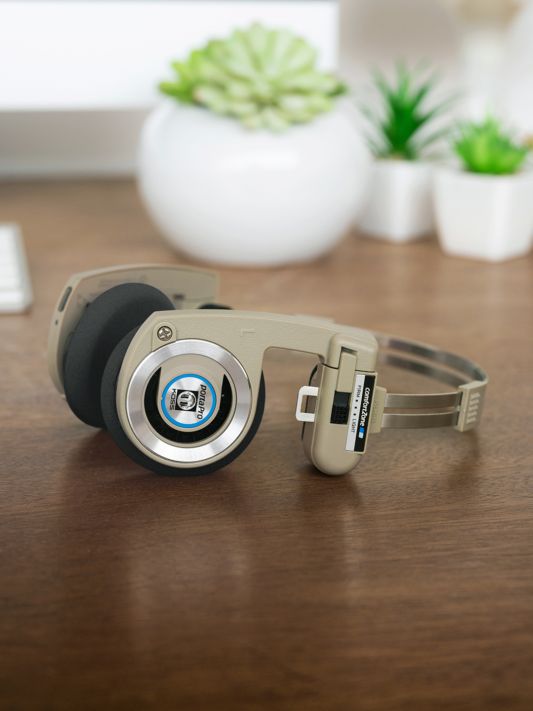 Porta Pro® Wireless Rhythm Beige Headphones - Koss Stereophones Porta Pro® Wireless Rhythm Beige Headphones - Koss Stereophones